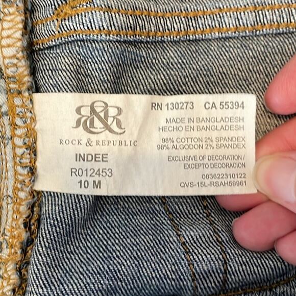 Rock & Republic Womens Size 10 M Distressed Jeans Stretch Straight Leg Faded - Picture 6 of 12